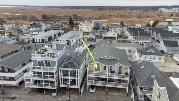 $575,000 | 14 Atlantic Avenue, Unit D, Salisbury, MA 01952