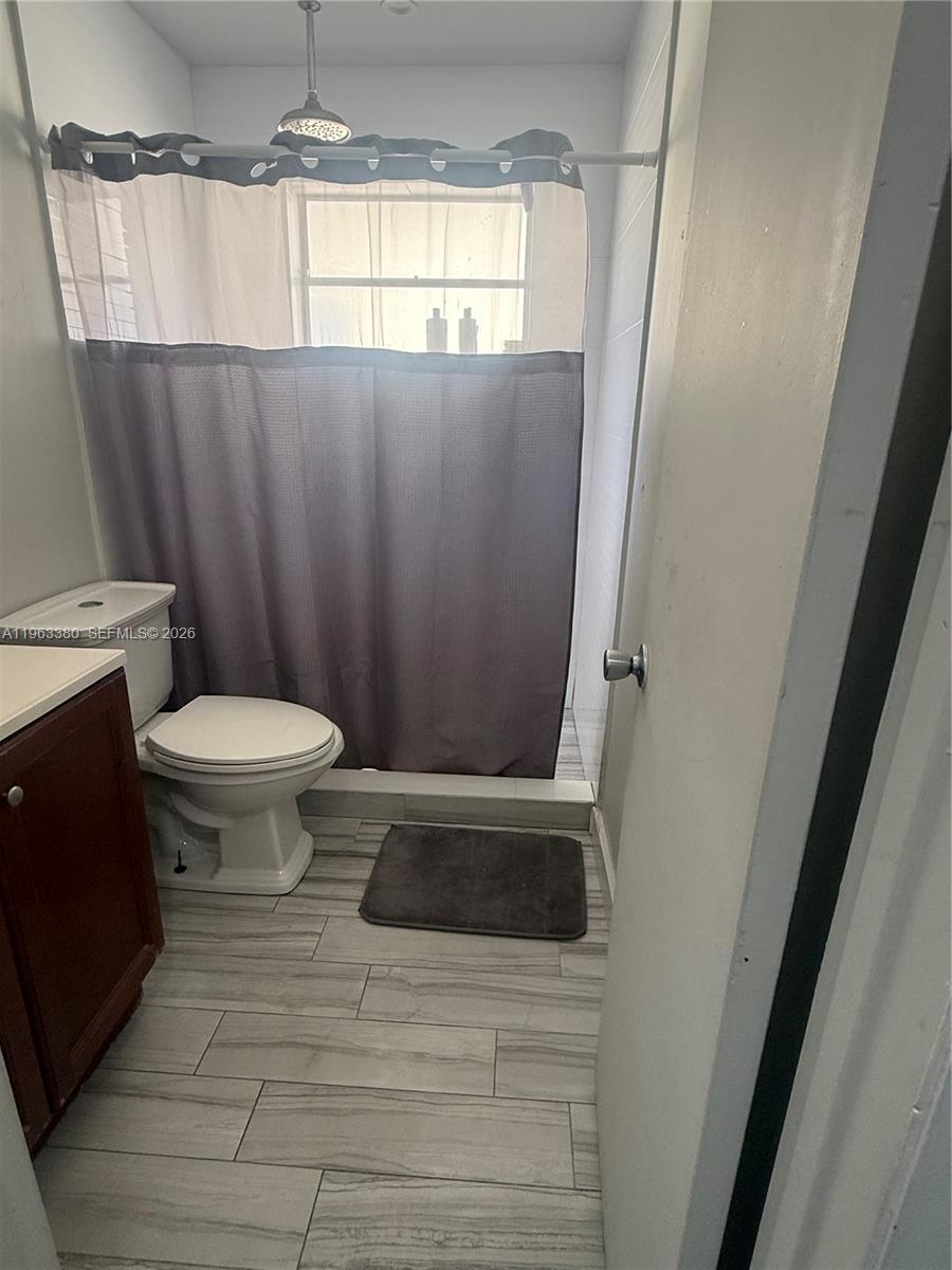 381 East 61st Street Hialeah, FL 33013 - Photo 13 of 18