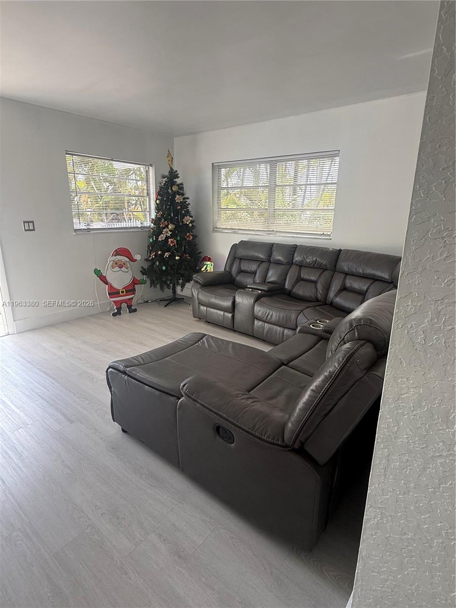 381 East 61st Street Hialeah, FL 33013 - Photo 5 of 18