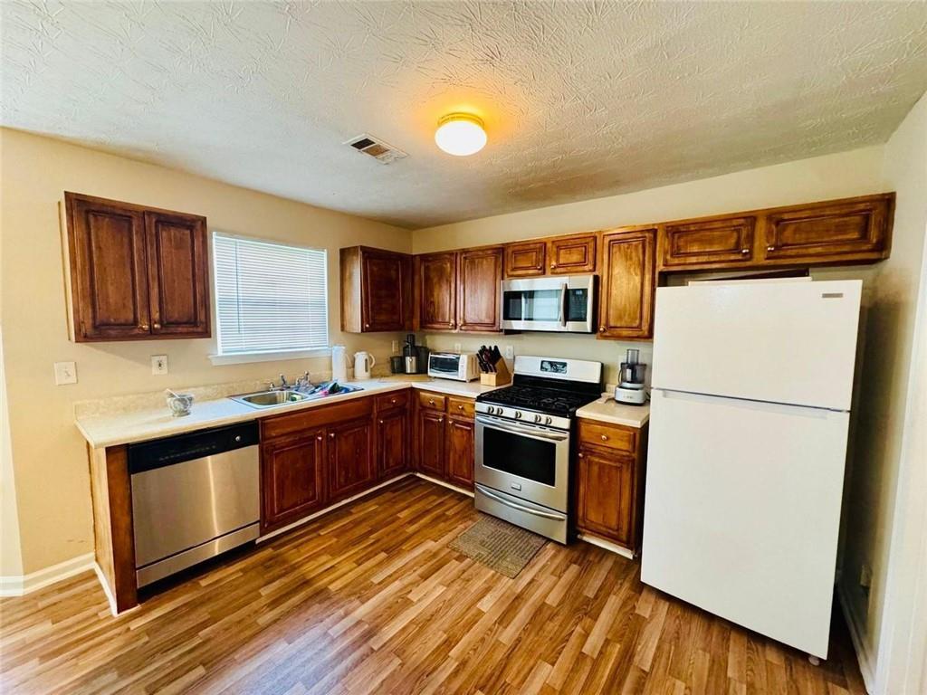 225 Hazelhurst Drive Covington, GA 30016 - Photo 13 of 20