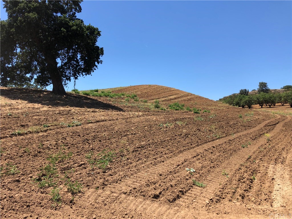 1865 Nacimiento Drive Paso Robles, CA 93446 - Photo 33 of 43 a view of mountain view with mountains