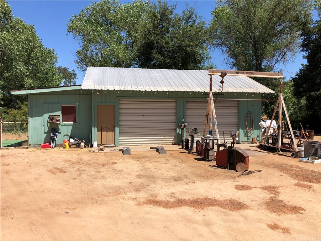 1865 Nacimiento Drive Paso Robles, CA 93446 - Photo 36 of 43 a view of a house with patio