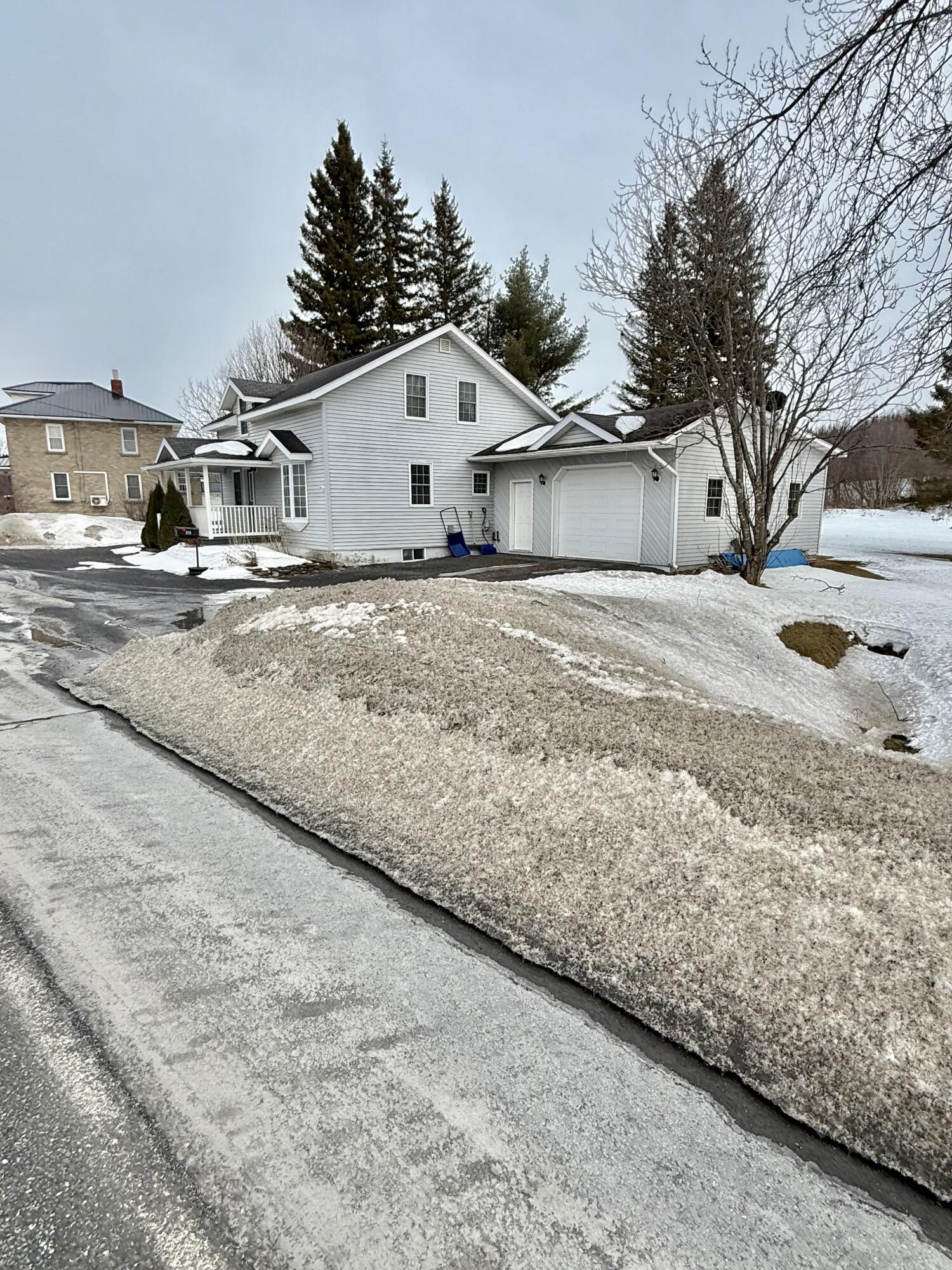 851 Main Street Madawaska, ME 04773 - Photo 5 of 15 IMG_3419