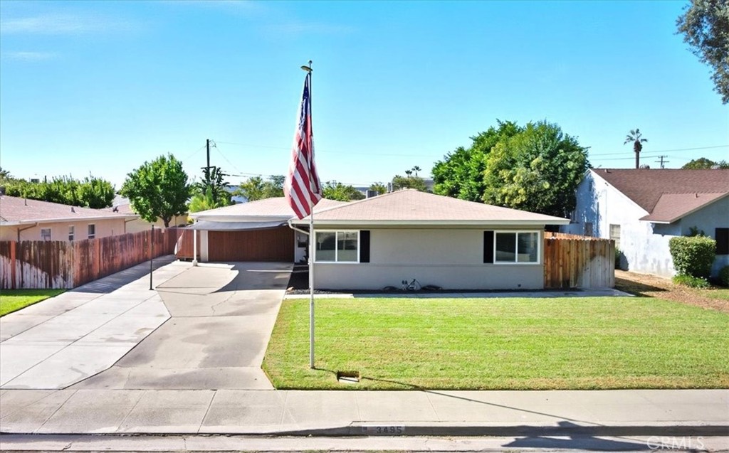 3495 Mono Drive Riverside, CA 92506 - Photo 2 of 36 a front view of a house with garden