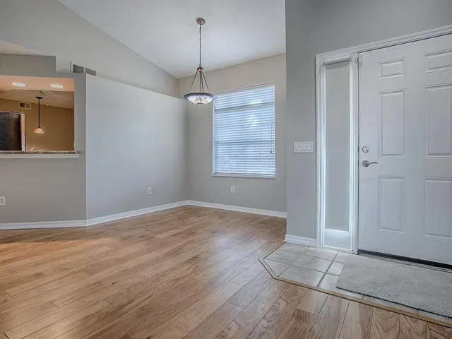 $239,000 | 5318 Edgewater Way, Unit 10, Oxford, FL 34484