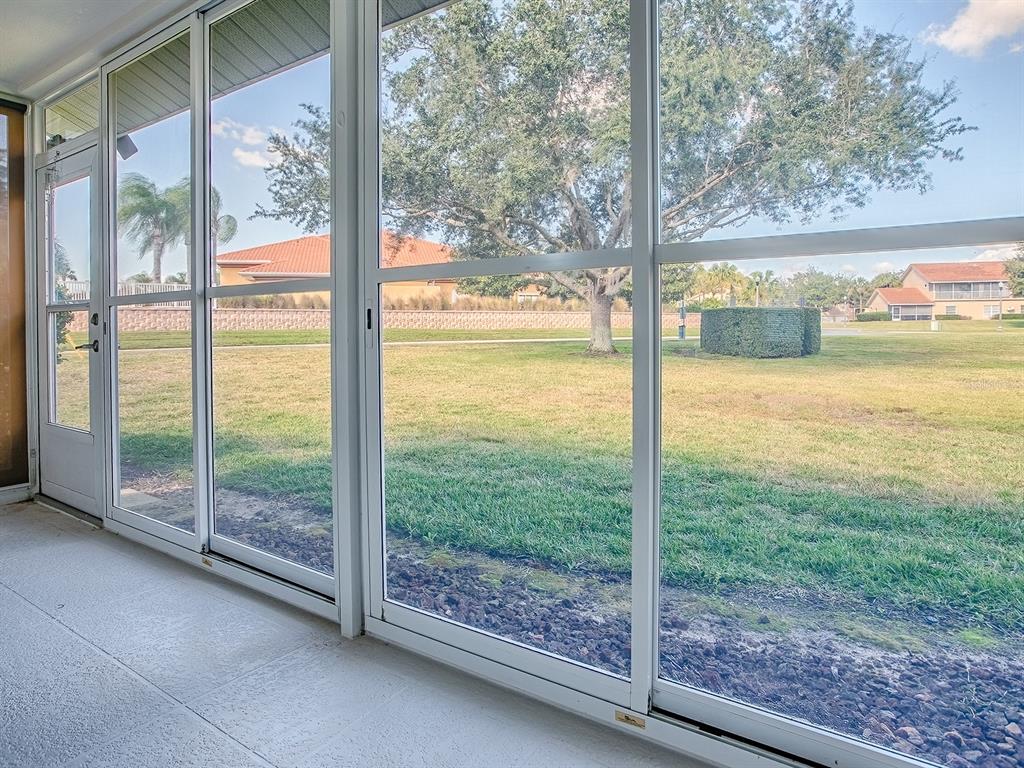 5318 Edgewater Way, Unit 10 Oxford, FL 34484 - Photo 6 of 18 a view of a room with window