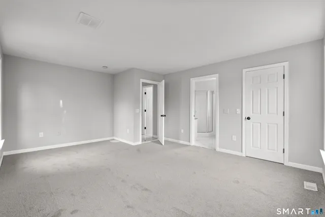 $999,900 | 2 Greenwood Lane, Guilford, CT 06437