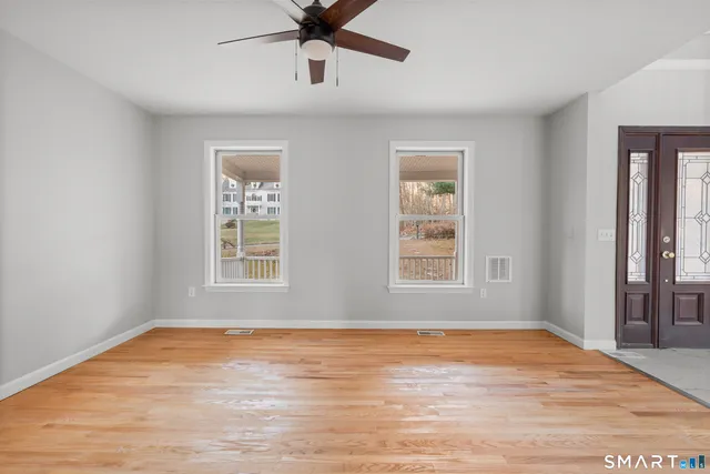 $999,900 | 2 Greenwood Lane, Guilford, CT 06437