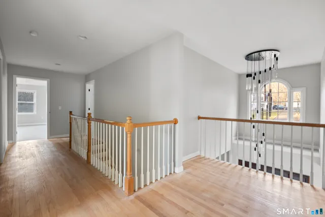 $999,900 | 2 Greenwood Lane, Guilford, CT 06437