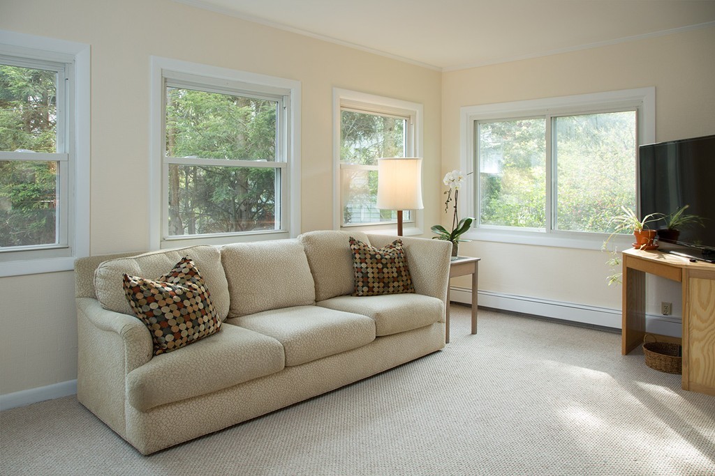 9 Hamilton Road Lexington, MA 02420 - Photo 3 of 10 Gallery Image 3