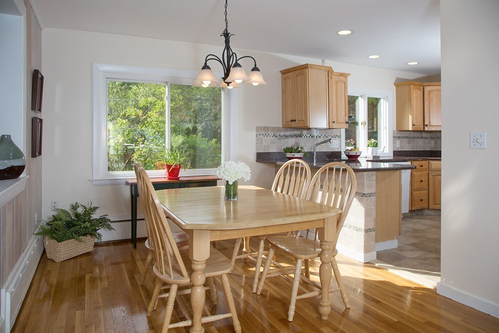9 Hamilton Road Lexington, MA 02420 - Photo 4 of 10 Gallery Image 4