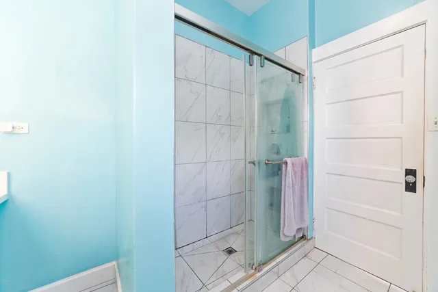 $899,000 | 1706 Waianuenue Avenue, Hilo, HI 96720