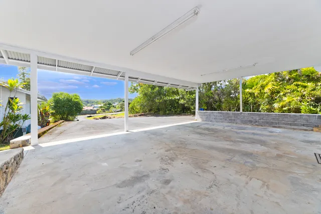 $899,000 | 1706 Waianuenue Avenue, Hilo, HI 96720