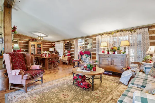 $1,000,000 | 74 Penrose Peak Road, Gillette, WY 82716