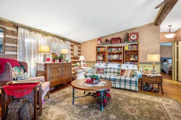 $1,000,000 | 74 Penrose Peak Road, Gillette, WY 82716