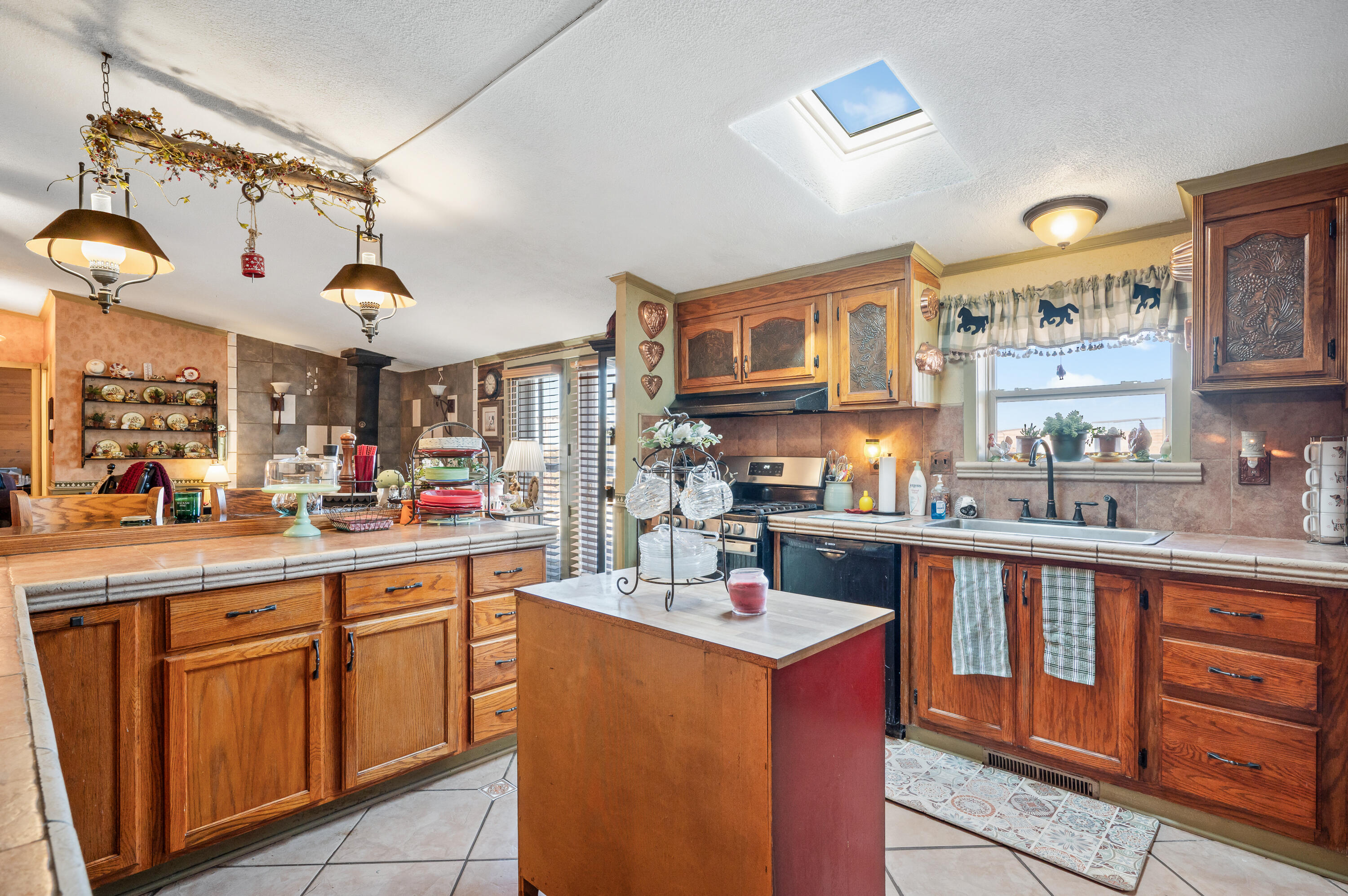 74 Penrose Peak Road Gillette, WY 82716 - Photo 16 of 87 74 Penrose Peak_unbranded (16 of 87)