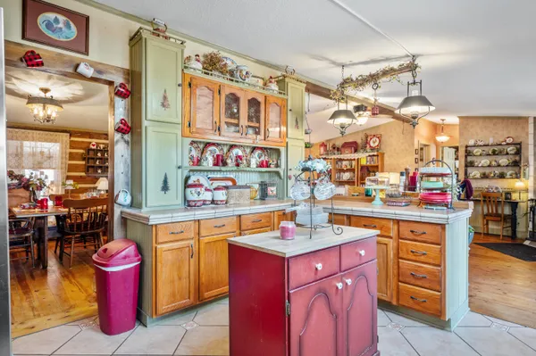 $1,000,000 | 74 Penrose Peak Road, Gillette, WY 82716