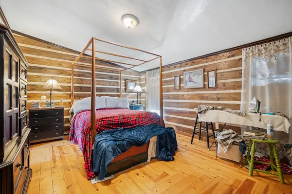 $1,000,000 | 74 Penrose Peak Road, Gillette, WY 82716