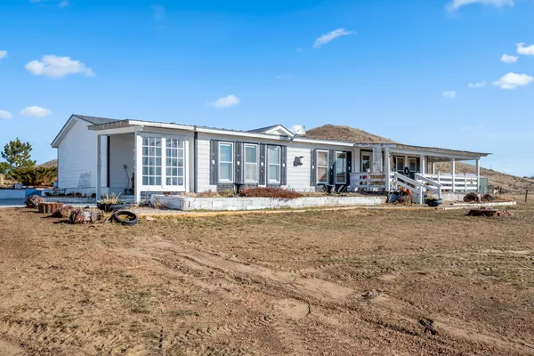 $1,000,000 | 74 Penrose Peak Road, Gillette, WY 82716