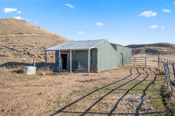 $1,000,000 | 74 Penrose Peak Road, Gillette, WY 82716