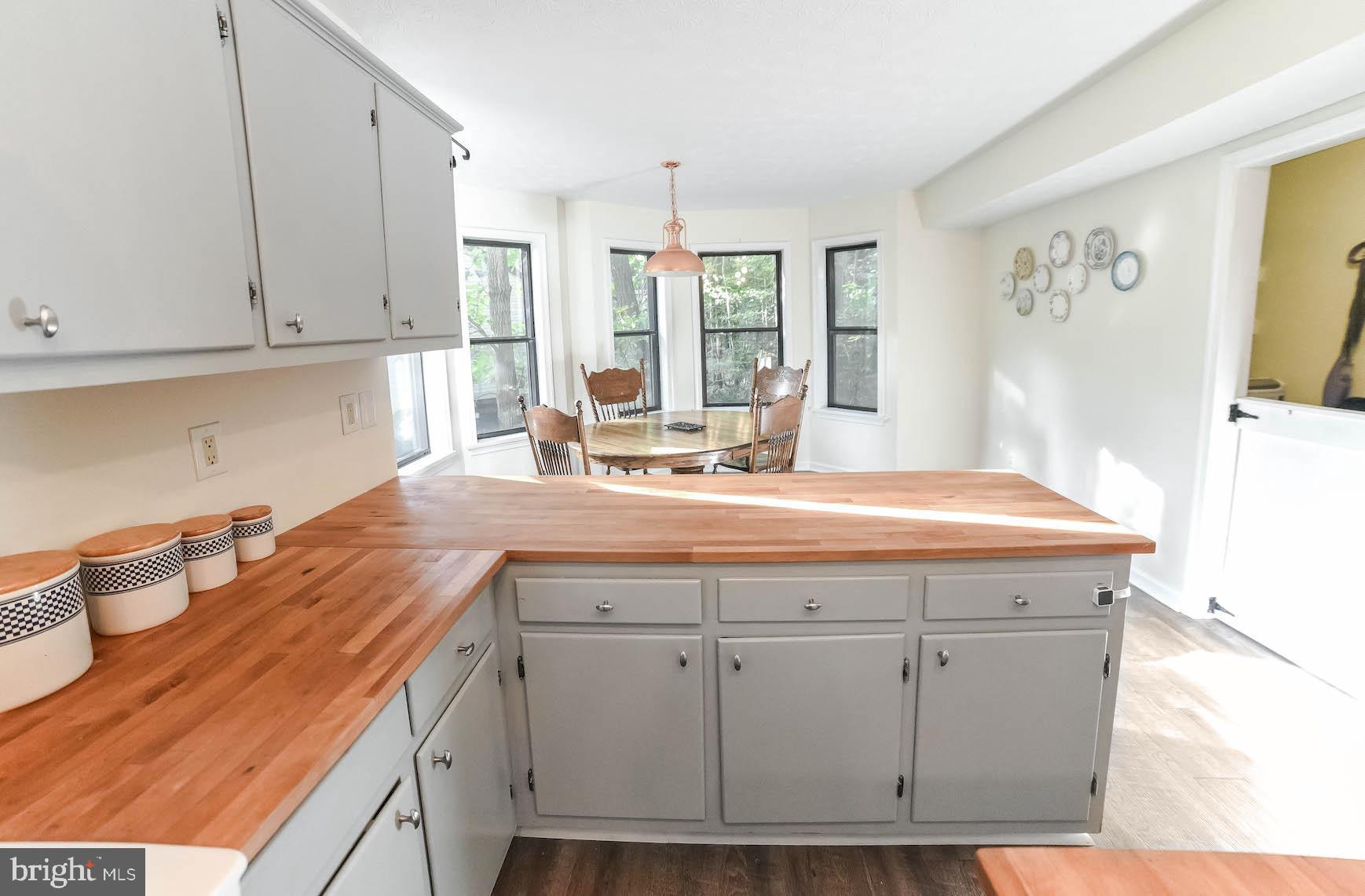 44575 Spinnaker Way California, MD 20619 - Photo 13 of 52 and butcher-block countertops
