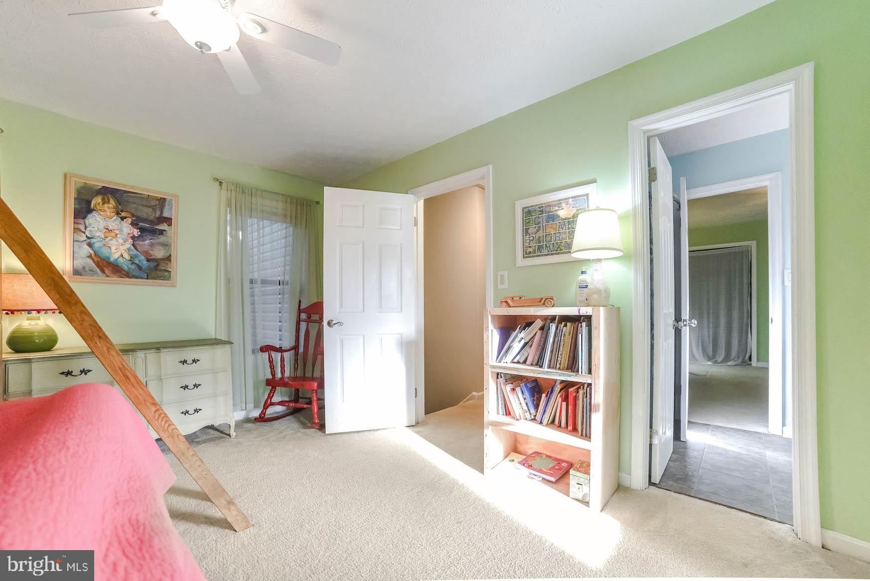 44575 Spinnaker Way California, MD 20619 - Photo 34 of 52 with entry to Jack 'n Jill bath