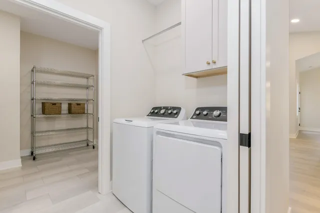 $825,000 | 4708 Knapp Blf Drive, Ada, MI 49301