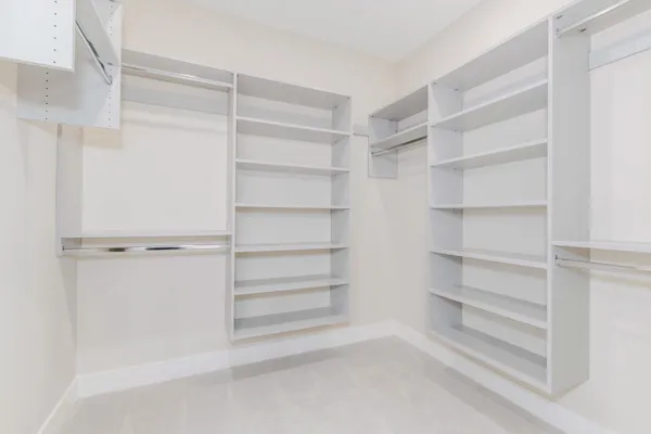 $834,950 | 4708 Knapp Blf Drive, Ada, MI 49301