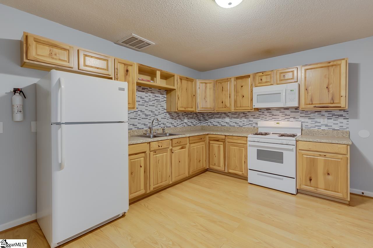 102 Tanager Road Gray Court, SC 29645 - Photo 30 of 35 Gallery Image 30