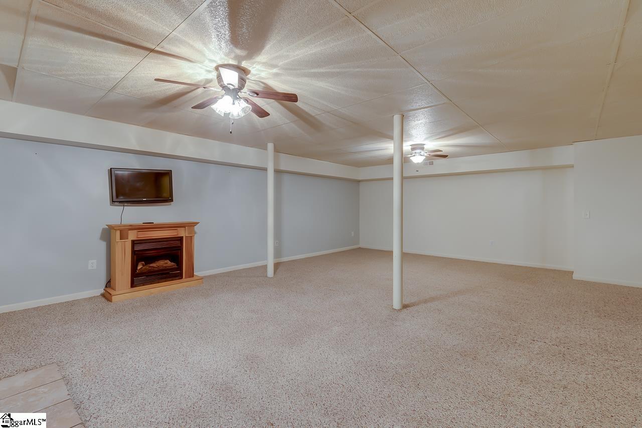 102 Tanager Road Gray Court, SC 29645 - Photo 34 of 35 Gallery Image 34