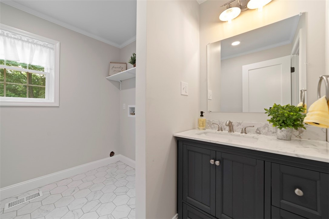 87 Carolina Back Road Charlestown, RI 02813 - Photo 21 of 38