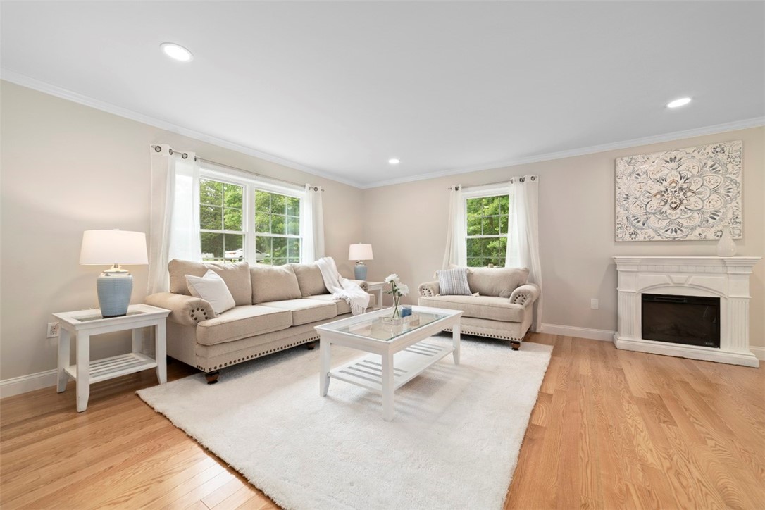 87 Carolina Back Road Charlestown, RI 02813 - Photo 5 of 38