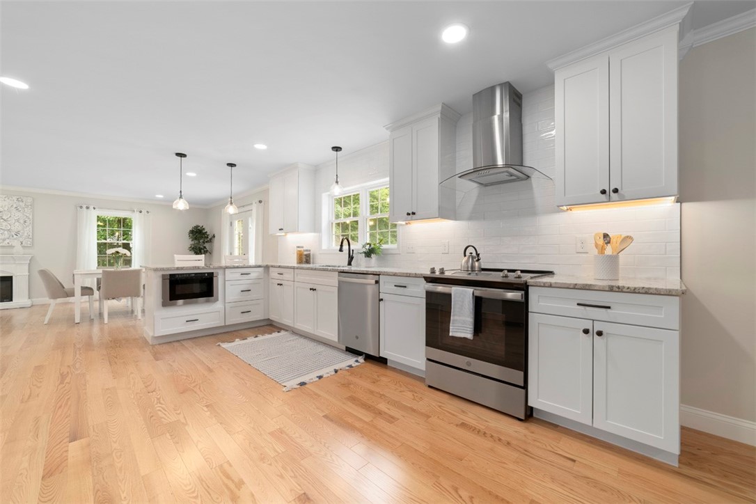 87 Carolina Back Road Charlestown, RI 02813 - Photo 9 of 38