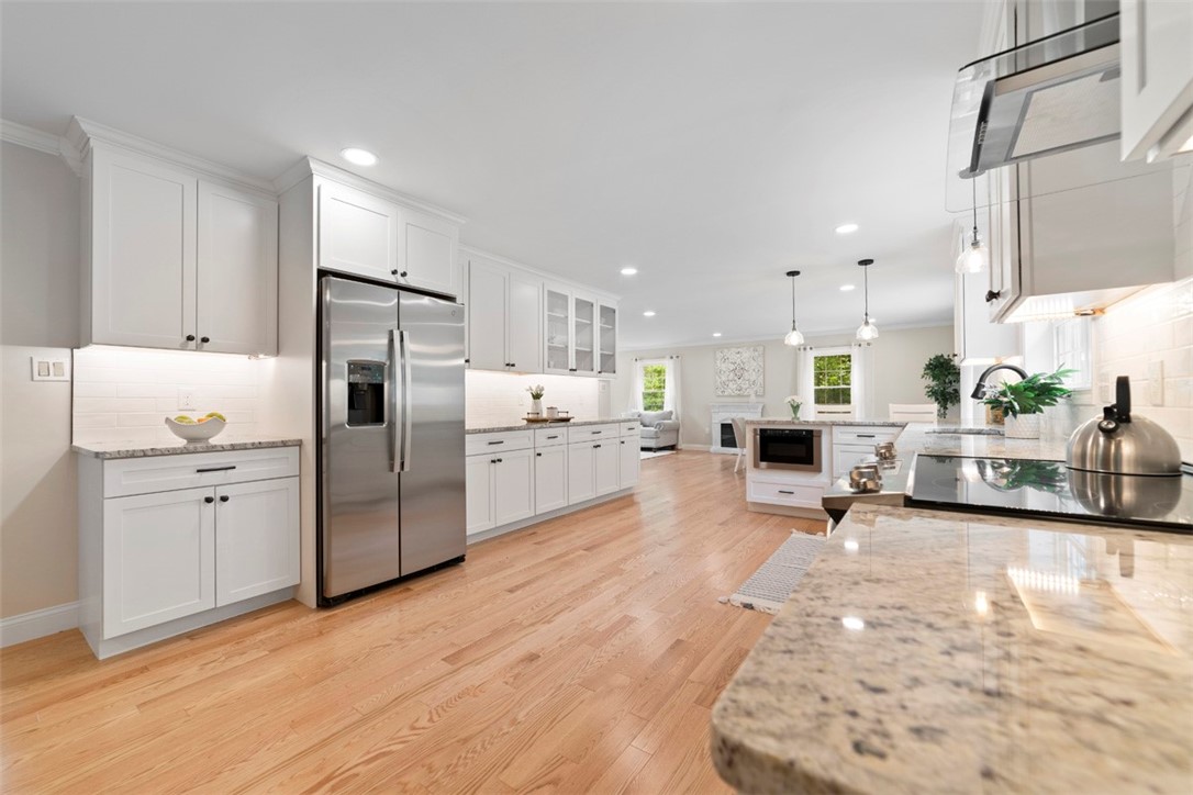 87 Carolina Back Road Charlestown, RI 02813 - Photo 10 of 38