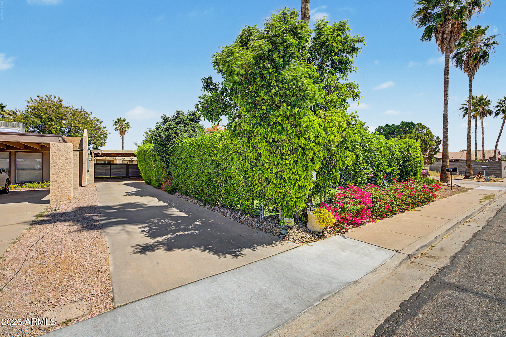 6428 Casper Road Mesa, AZ 85205 - Photo 2 of 30 03-Casper