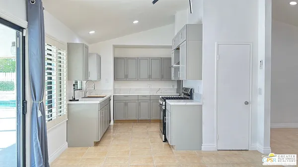 $3,800 | 44734 San Jose Avenue, Palm Desert, CA 92260
