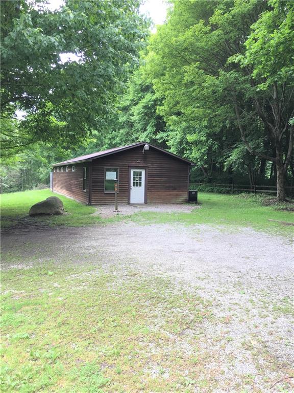 1204 Bowden Road New Castle, PA 16105 - Photo 4 of 17