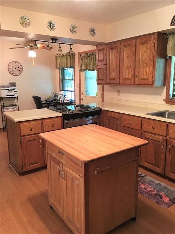 1204 Bowden Road New Castle, PA 16105 - Photo 10 of 17