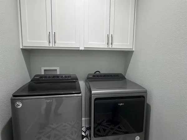$2,000 | 103 Kikipua, Bastrop, TX 78602