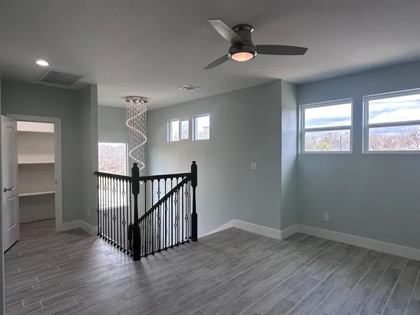$2,000 | 103 Kikipua, Bastrop, TX 78602