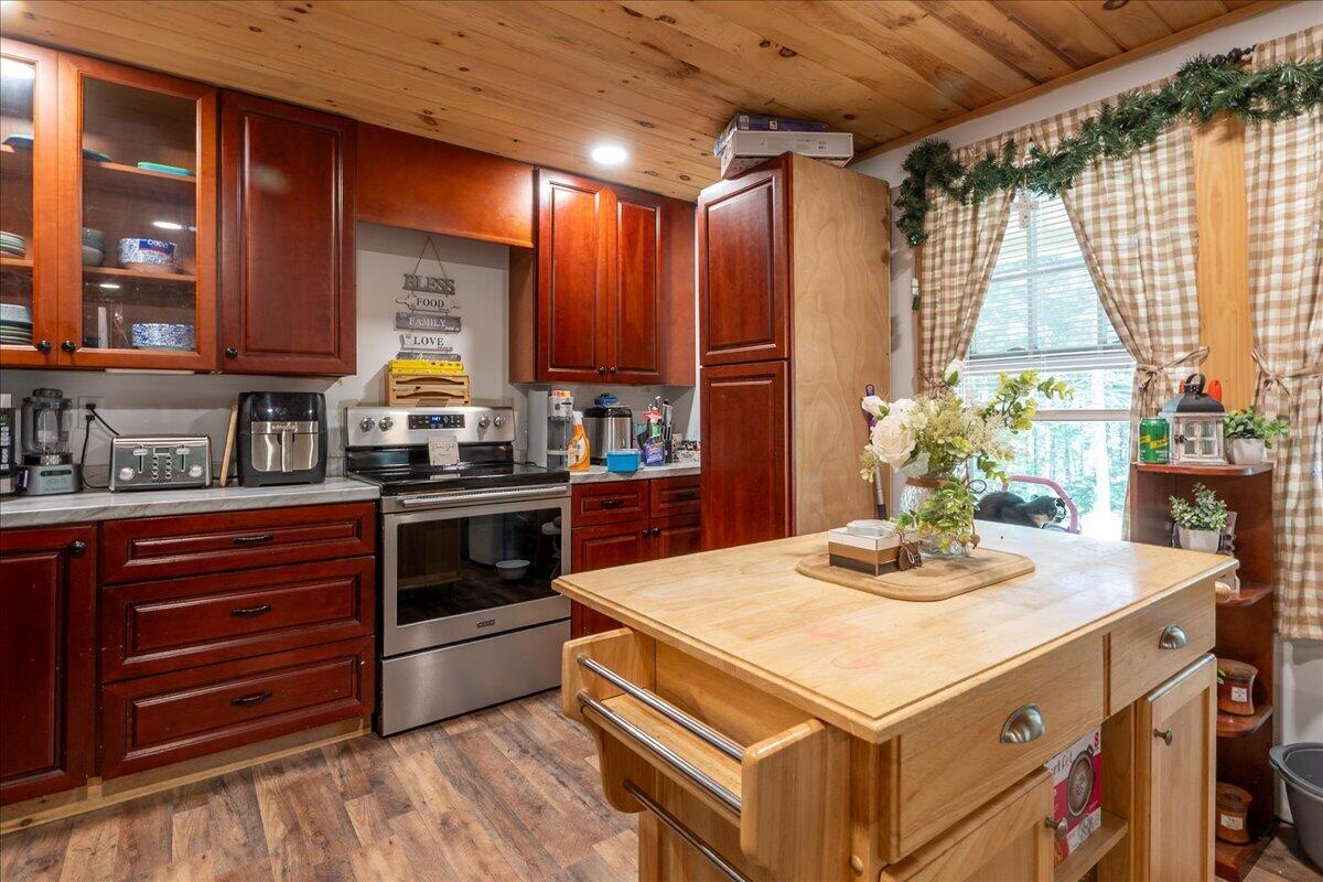 98 Davey Road Warren, ME 04864 - Photo 22 of 35 98 Davey Road, Warren