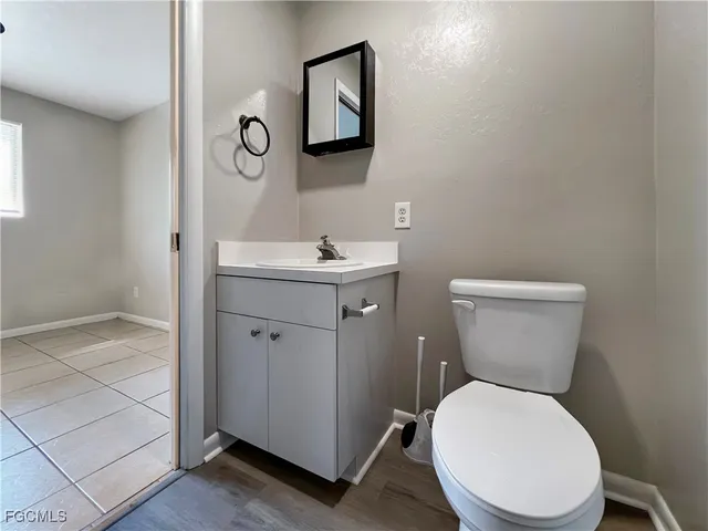 $1,499 | 27915 Washington Street, Bonita Springs, FL 34135