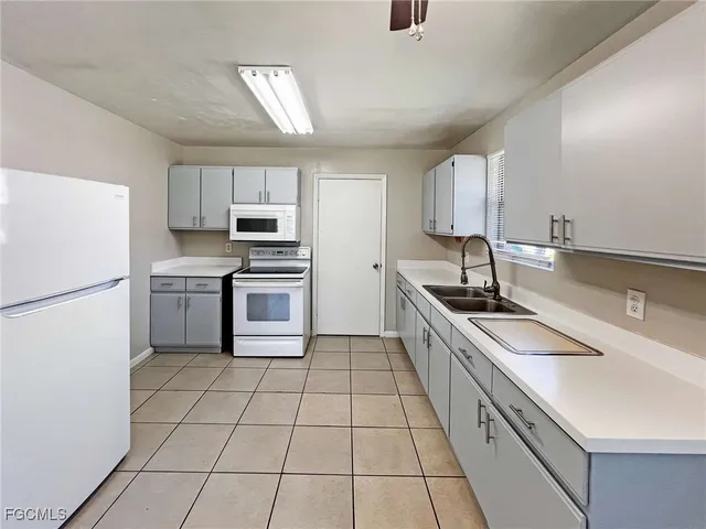 $1,499 | 27915 Washington Street, Bonita Springs, FL 34135