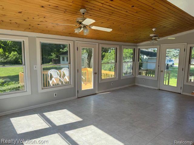 97 West Drahner Road Oxford, MI 48371 - Photo 5 of 21 Gallery Image 5