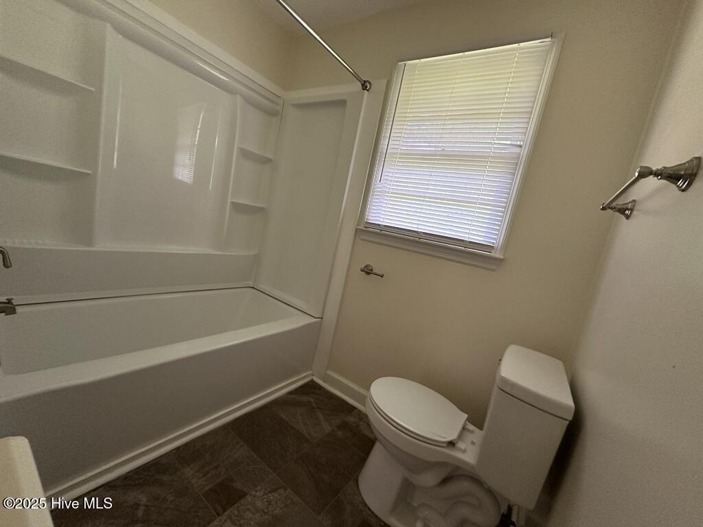 107 Queens Road Hubert, NC 28539 - Photo 7 of 10 Bathroom