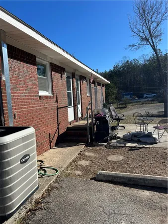 $390,000 | 104-110 White Pine Road, Toccoa, GA 30577