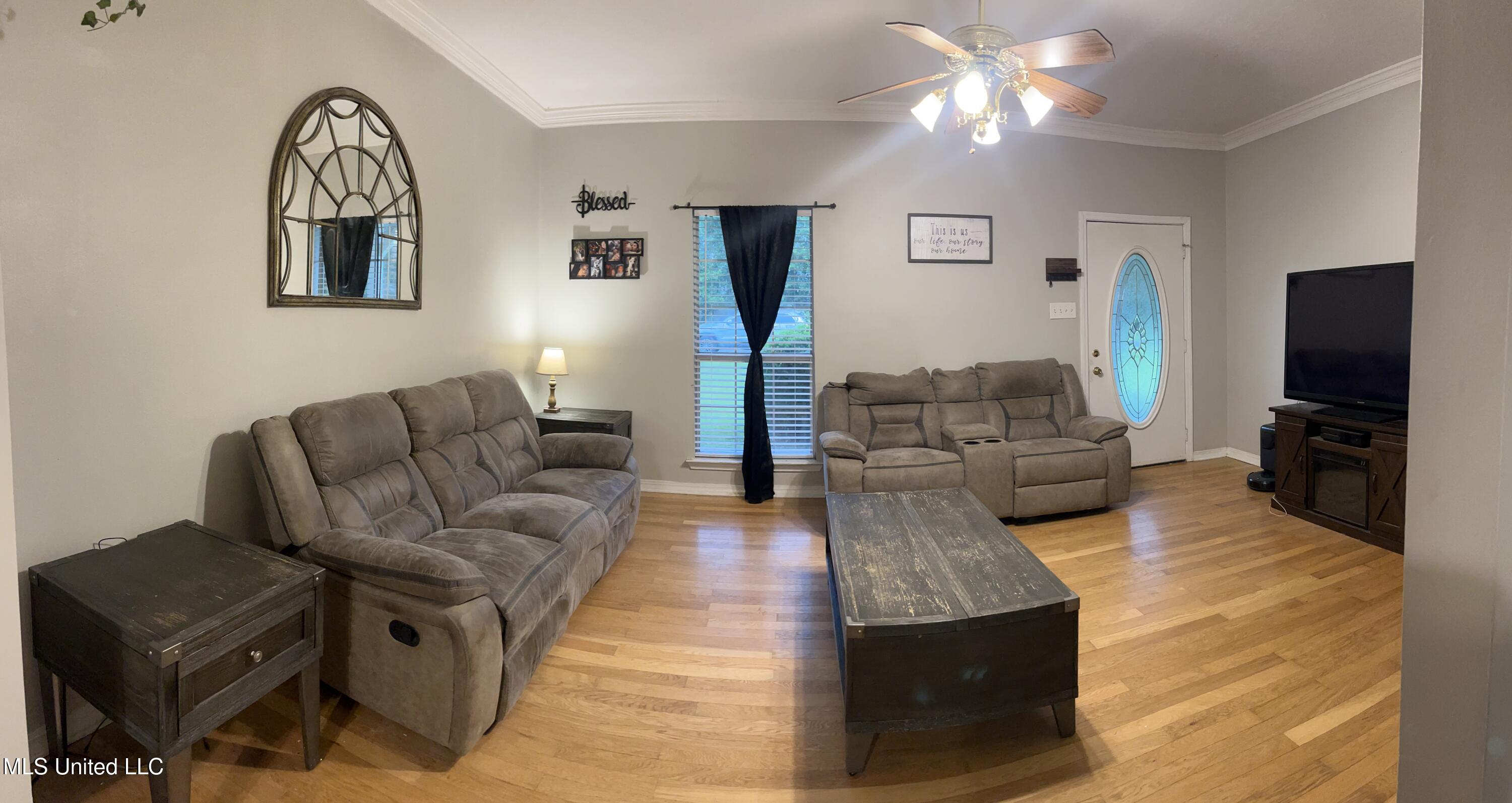 11 Olie Walker Road Perkinston, MS 39573 - Photo 4 of 18 IMG_7924