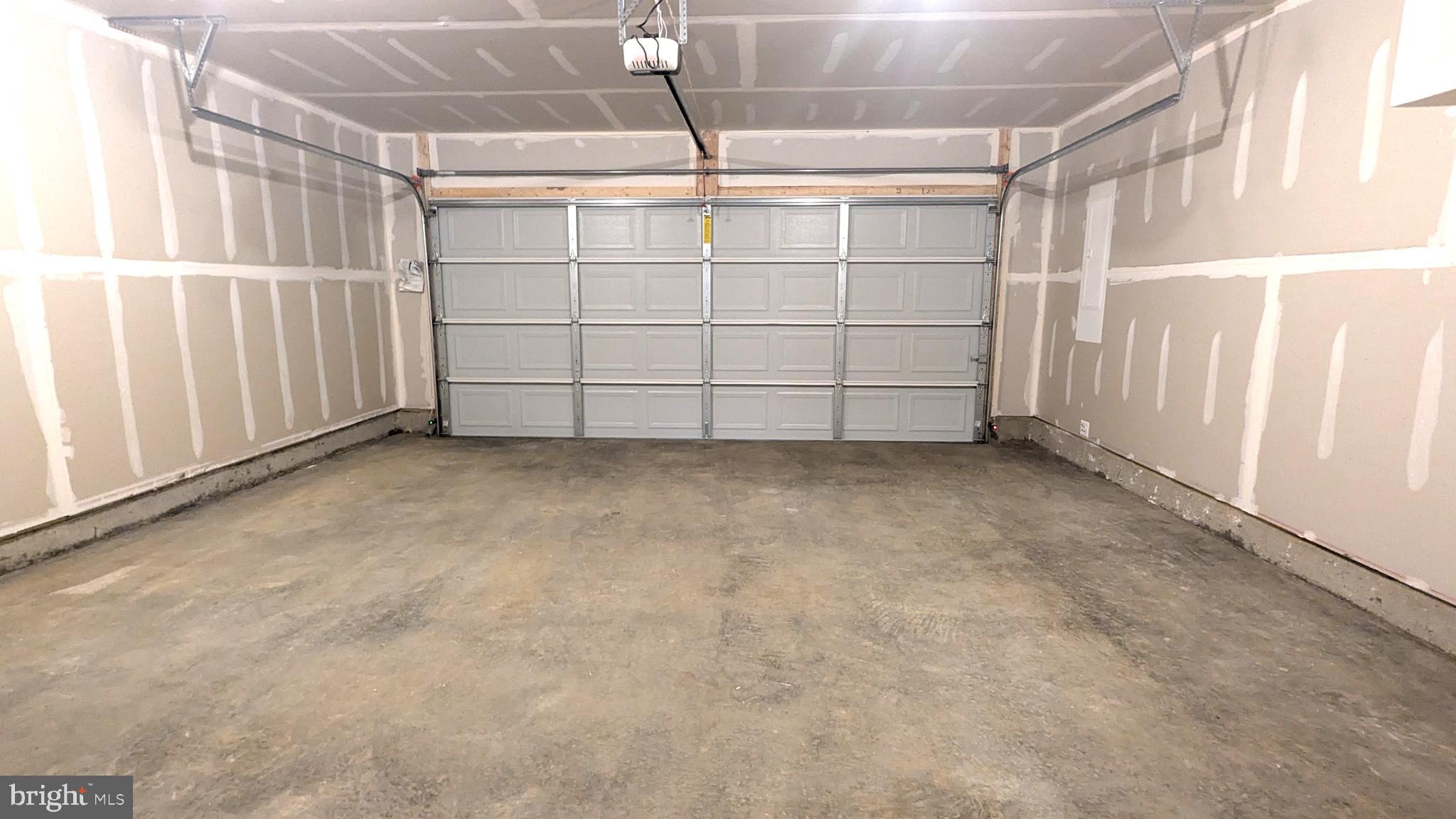 450 18th Avenue Ranson, WV 25438 - Photo 4 of 44