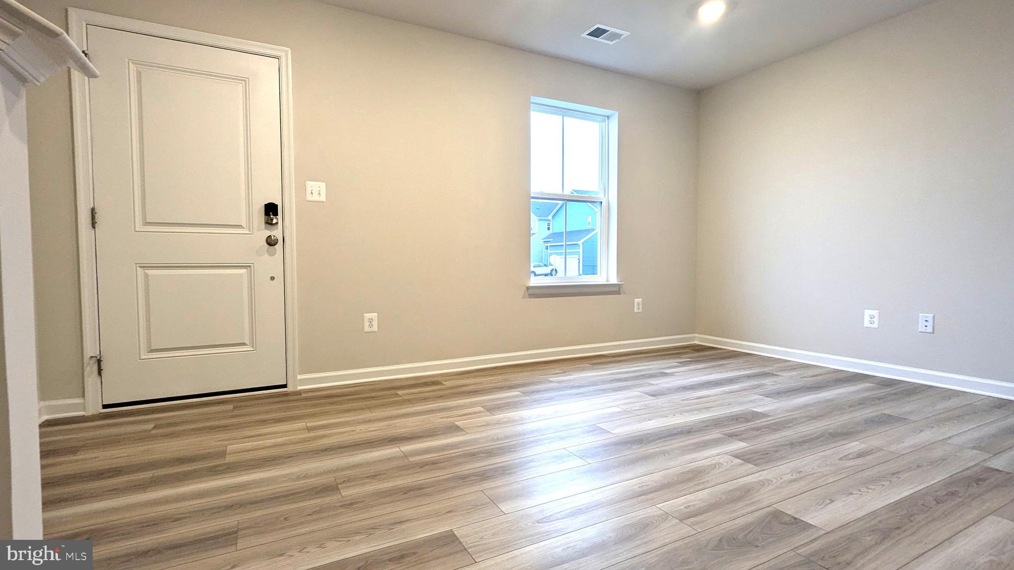 450 18th Avenue Ranson, WV 25438 - Photo 6 of 44