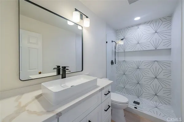 $5,500 | 15 Harborcrest, Irvine, CA 92604
